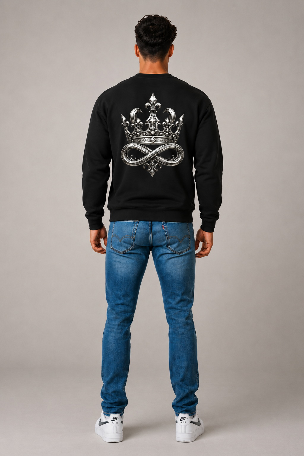 DOMIN8NY Crown Graphic Sweatshirt