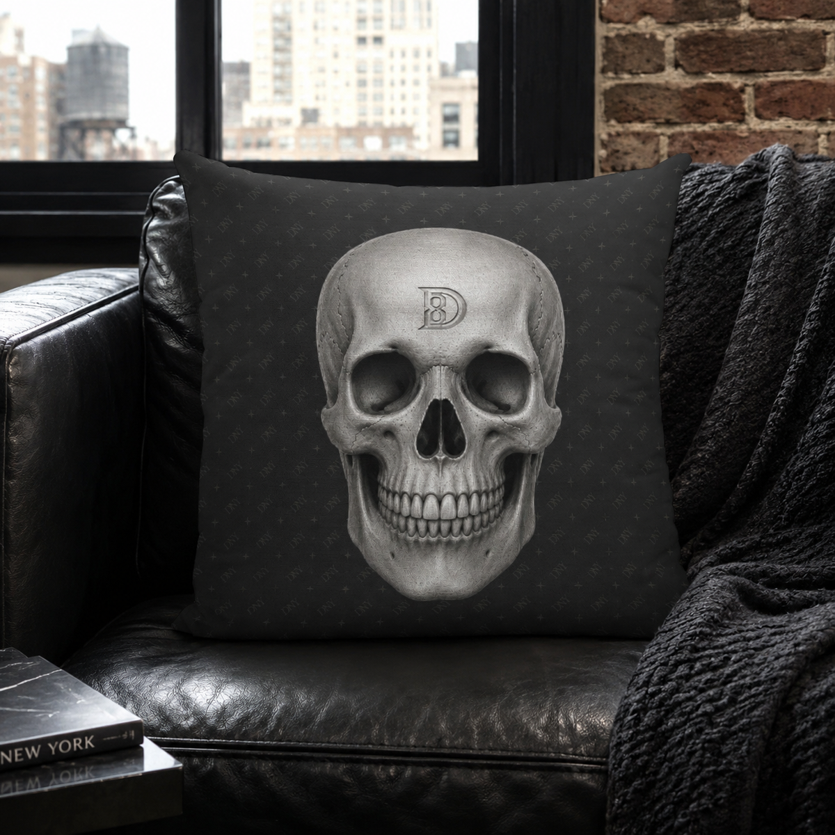DOMIN8NY Skull Decorative Pillow