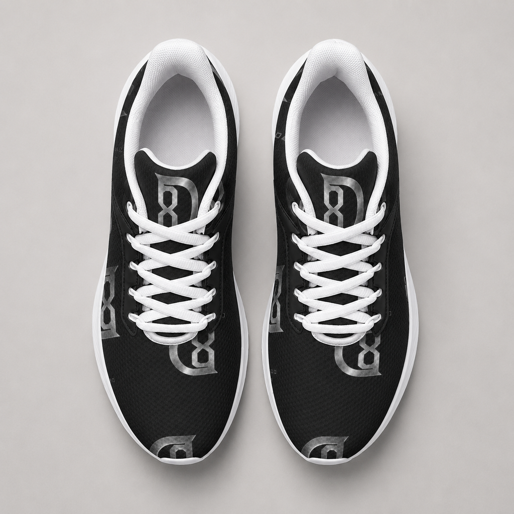 Model wearing the DOMIN8NY road running shoes, video preview